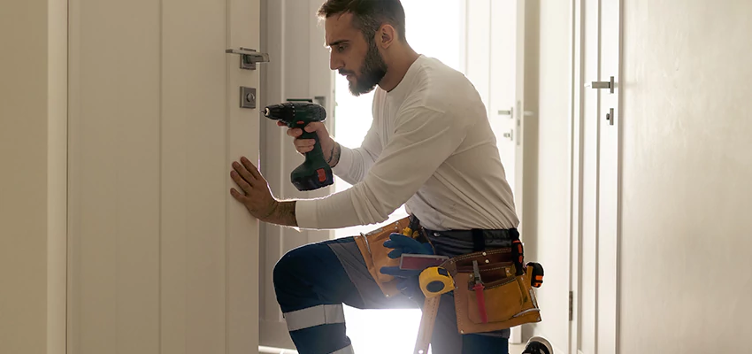 Mailbox Lock Installation Expert in Redondo Beach, California